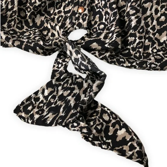 Loose Fit Leopard Print Sleeveless Front Tie Button Up Blouse from Indulge 2X - Picture 5 of 10